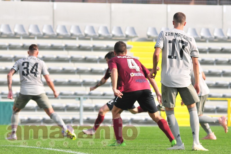 Brunori, seminascosto, segna il gol dell'1-1